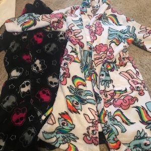 Adorable Girl bathrobes